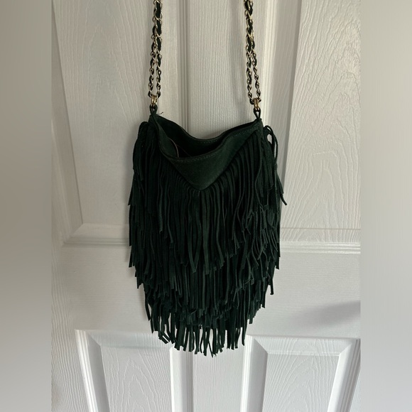 Urban Outfitters Ecote Green Suede Fringe Bag with Chain Strap - Picture 2 of 4